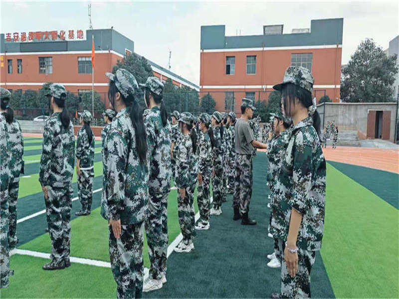 國防素養教育訓練（15）